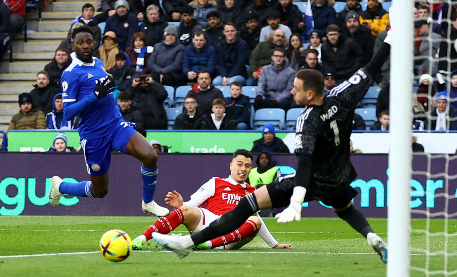 员麦卡利特 员麦卡利特